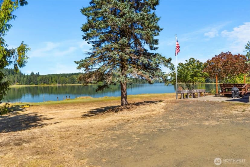 Property photo for 611 Se Kamilche Point Road, Shelton photo 25