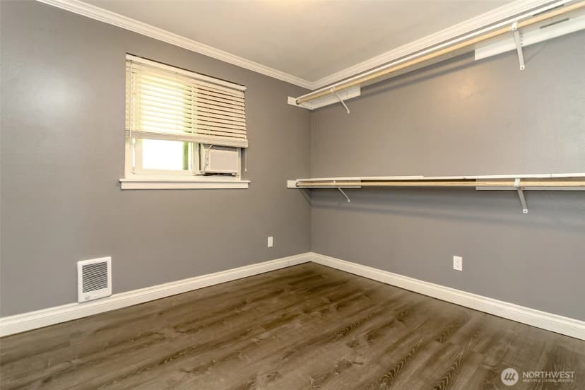 Property photo for 24410 Terrace Pl, Black Diamond photo 20