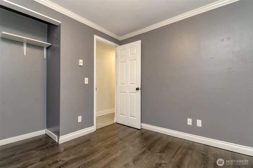 Property photo for 24410 Terrace Pl, Black Diamond photo 21