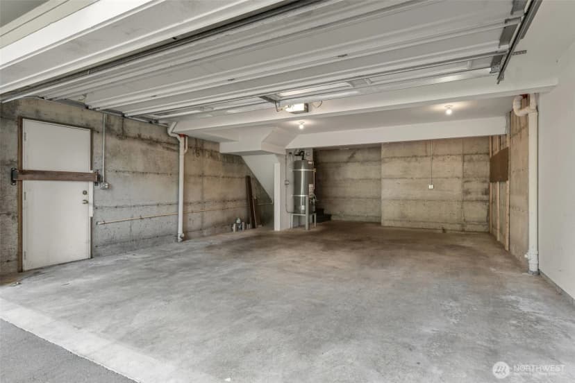 Property photo for 15009 Westminster Way N, Seattle photo 9
