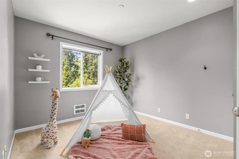 Property photo for 15009 Westminster Way N, Seattle photo 17