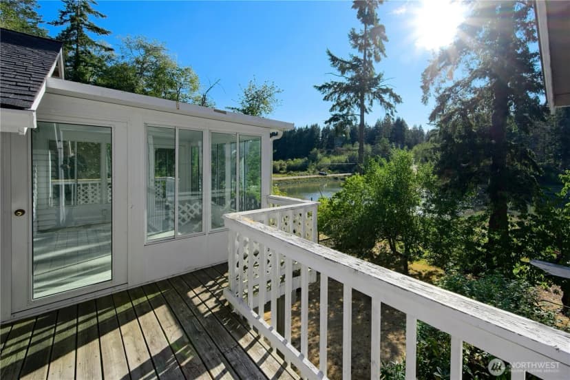 Property photo for 15449 Virginia Point Road Ne, Poulsbo photo 28
