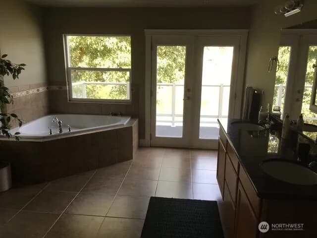 Property photo for 5744 Lagoon Lane Nw, Gig Harbor photo 19