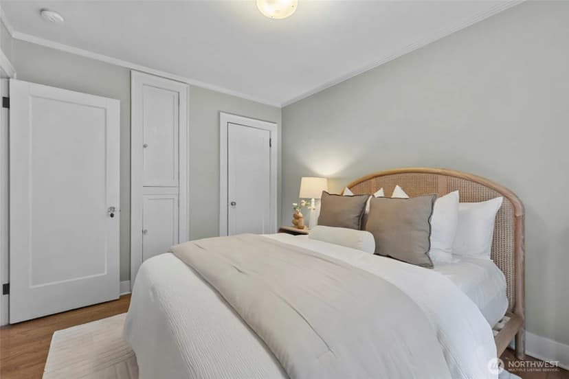 Property photo for 2634 Franklin Avenue E #202, Seattle photo 8