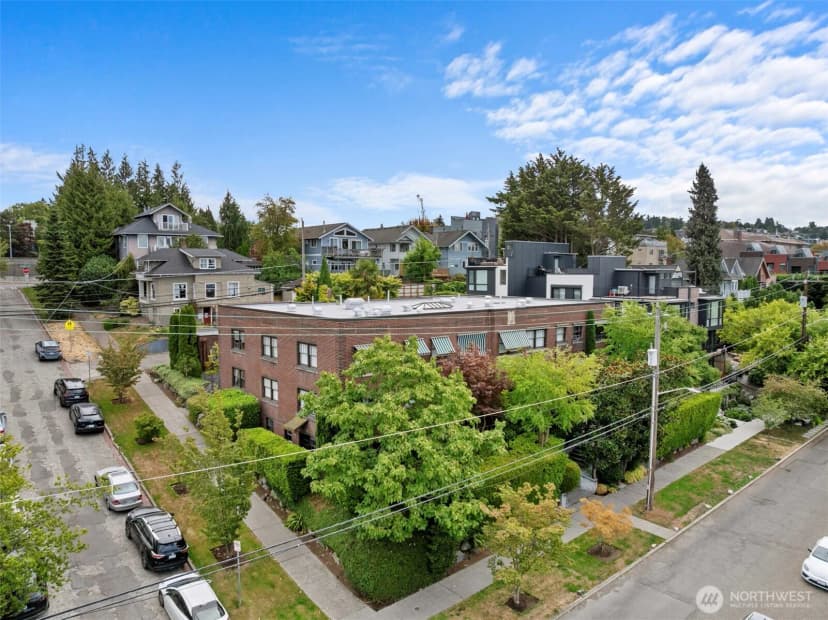Property photo for 2634 Franklin Avenue E #202, Seattle photo 30