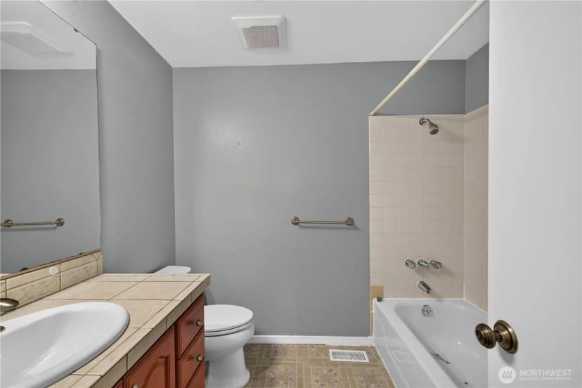 Property photo for 7825 Highland Drive, Everett photo 12