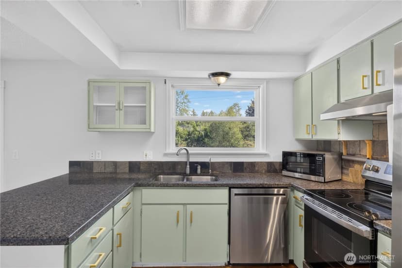 Property photo for 7825 Highland Drive, Everett photo 13