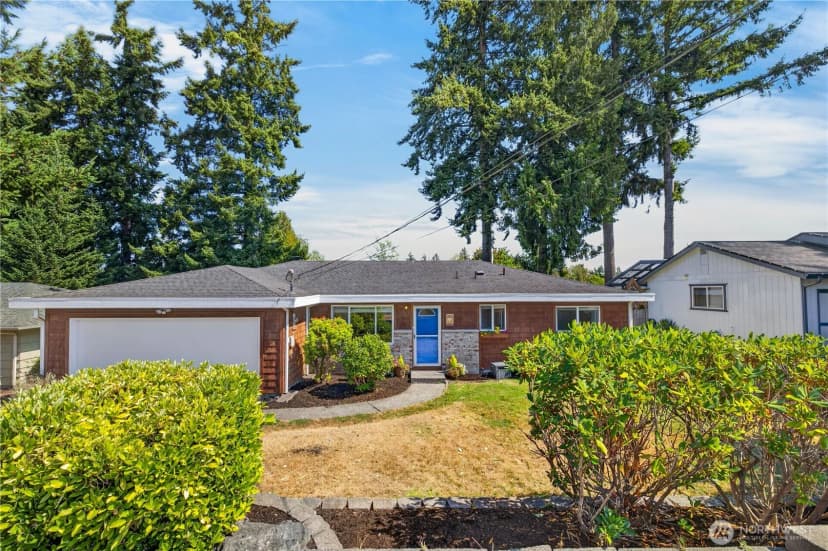 Property photo for 7825 Highland Drive, Everett photo 2