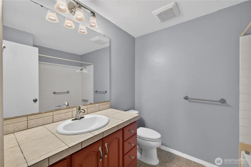 Property photo for 7825 Highland Drive, Everett photo 11