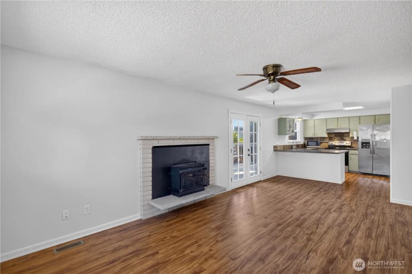 Property photo for 7825 Highland Drive, Everett photo 18