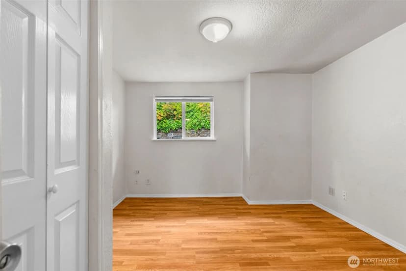 Property photo for 101 2nd Avenue Nw, Olympia photo 18
