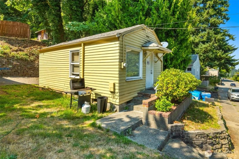 Property photo for 101 2nd Avenue Nw, Olympia photo 28