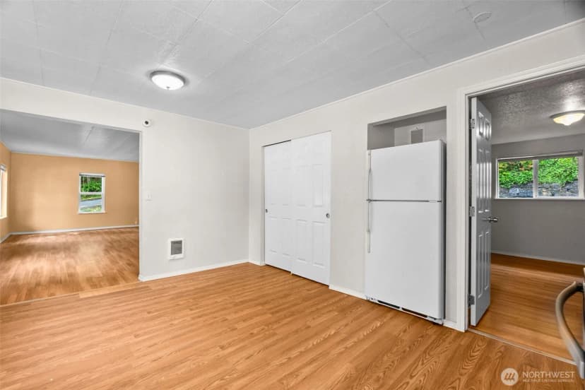 Property photo for 101 2nd Avenue Nw, Olympia photo 22