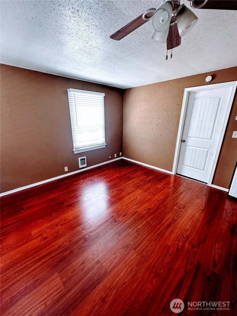 Property photo for 101 2nd Avenue Nw, Olympia photo 33