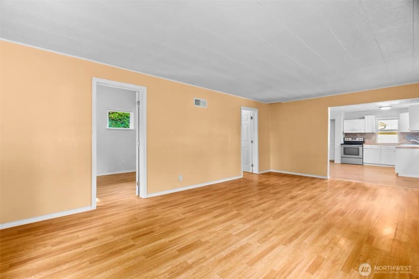 Property photo for 101 2nd Avenue Nw, Olympia photo 7