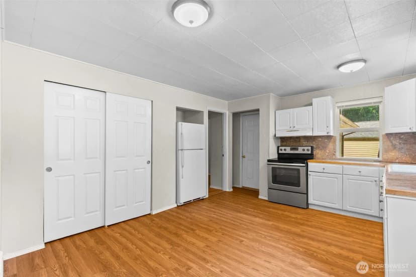Property photo for 101 2nd Avenue Nw, Olympia photo 21