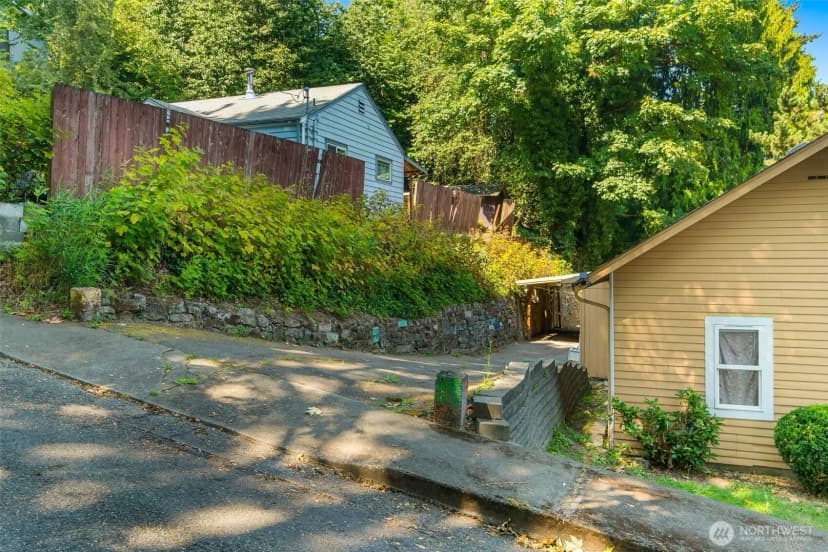 Property photo for 101 2nd Avenue Nw, Olympia photo 39