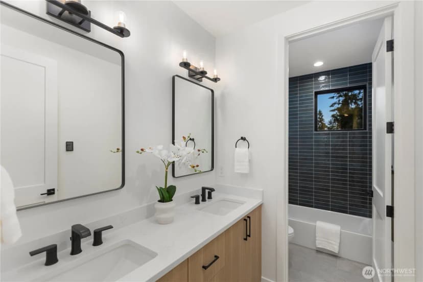 Property photo for 1755 173rd Avenue Ne, Bellevue photo 28