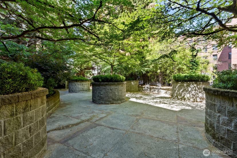 Property photo for 700 E Denny Way #206, Seattle photo 17