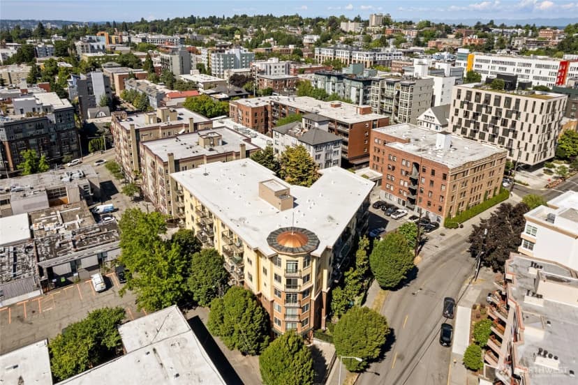 Property photo for 700 E Denny Way #206, Seattle photo 21
