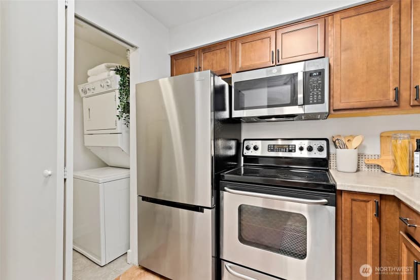 Property photo for 700 E Denny Way #206, Seattle photo 10