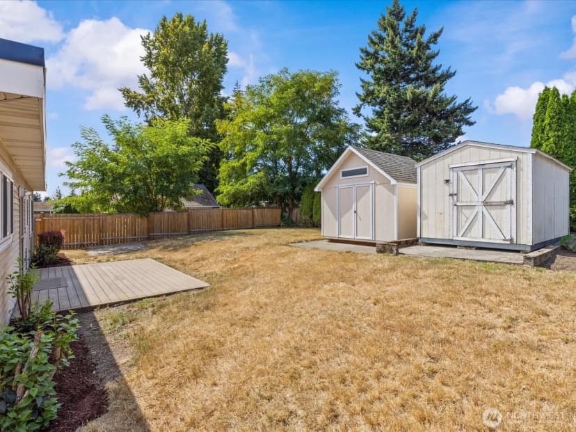 Property photo for 10833 11th Avenue Sw, Seattle photo 27