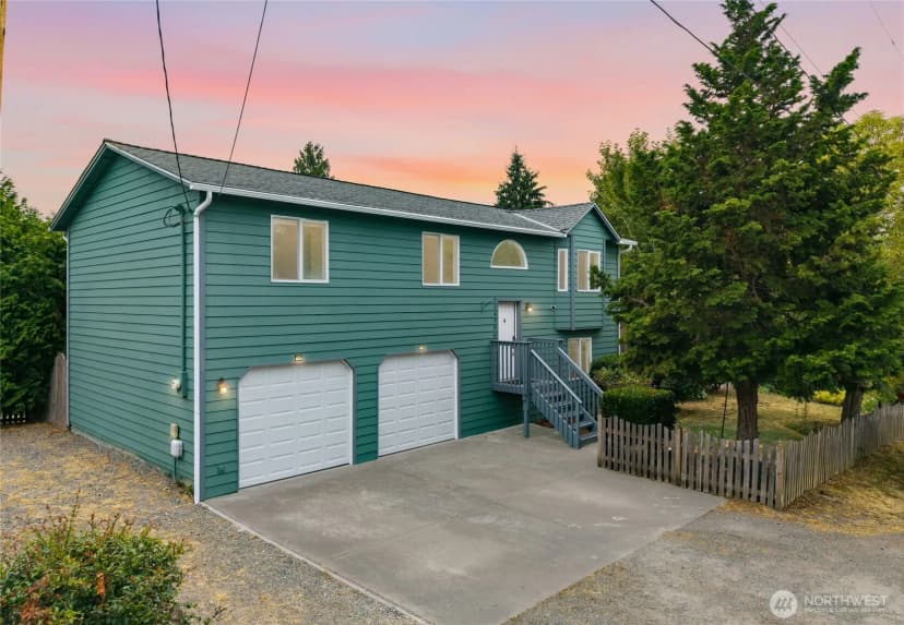 Property photo for 21675 Se 267th Street, Maple Valley