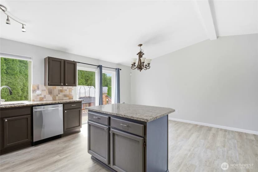 Property photo for 21675 Se 267th Street, Maple Valley photo 12