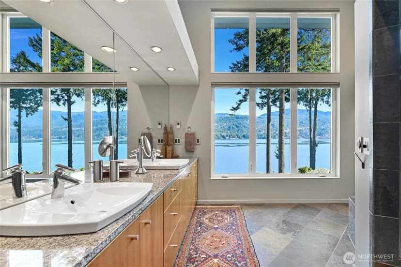 Property photo for 2500 Lake Whatcom Boulevard, Bellingham photo 25