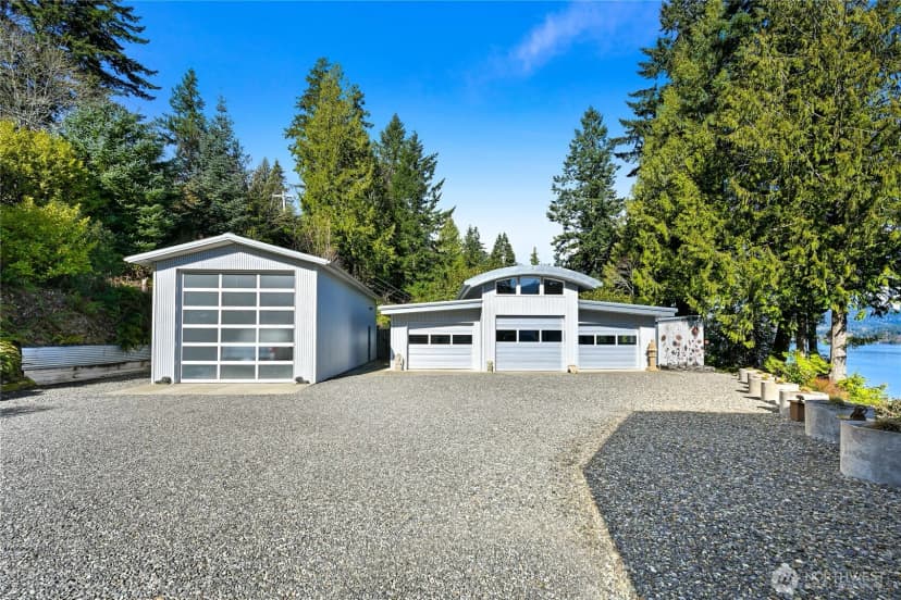 Property photo for 2500 Lake Whatcom Boulevard, Bellingham photo 11