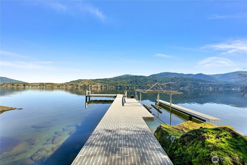 Property photo for 2500 Lake Whatcom Boulevard, Bellingham photo 2