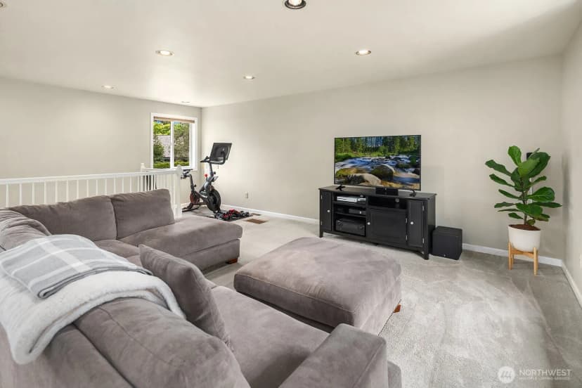 Property photo for 3819 204th Avenue Ne, Sammamish photo 18