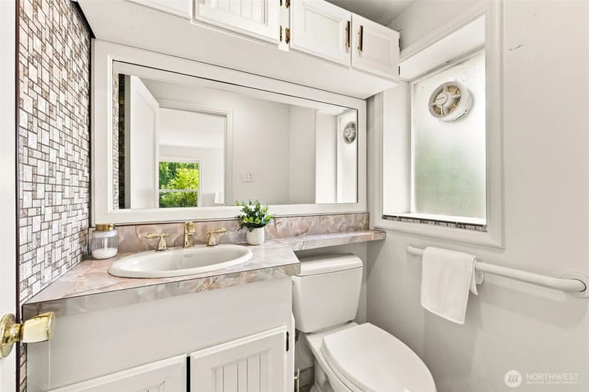 Property photo for 9810 Vineyard Crest, Bellevue photo 21