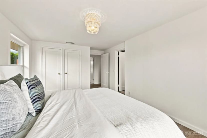 Property photo for 9810 Vineyard Crest, Bellevue photo 20