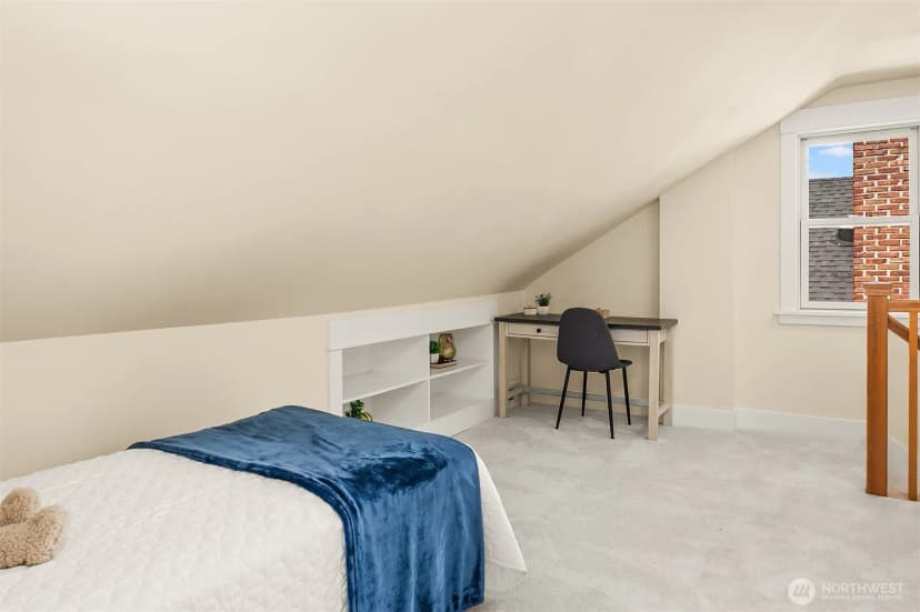 Property photo for 4663 1st Avenue Ne, Seattle photo 19