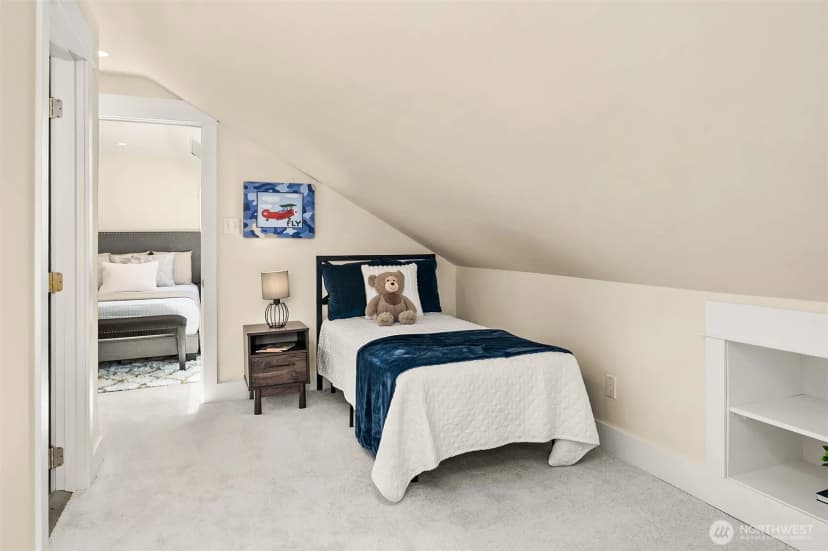 Property photo for 4663 1st Avenue Ne, Seattle photo 18