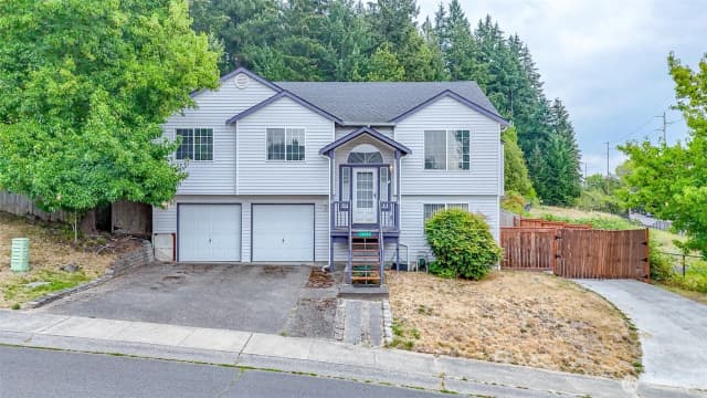 Property photo for 13723 21st Avenue E, Tacoma