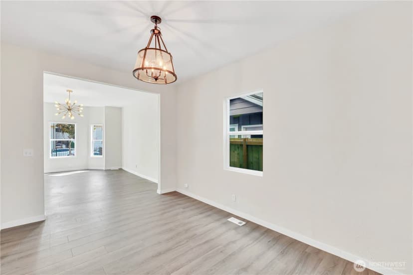 Property photo for 1408 S J St, Tacoma photo 9