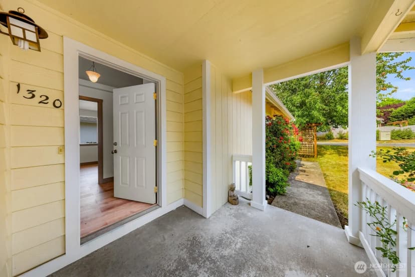 Property photo for 1320 Fruitland Drive, Bellingham photo 27