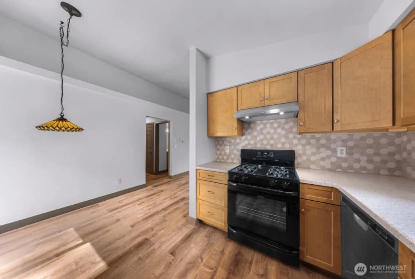 Property photo for 1320 Fruitland Drive, Bellingham photo 15