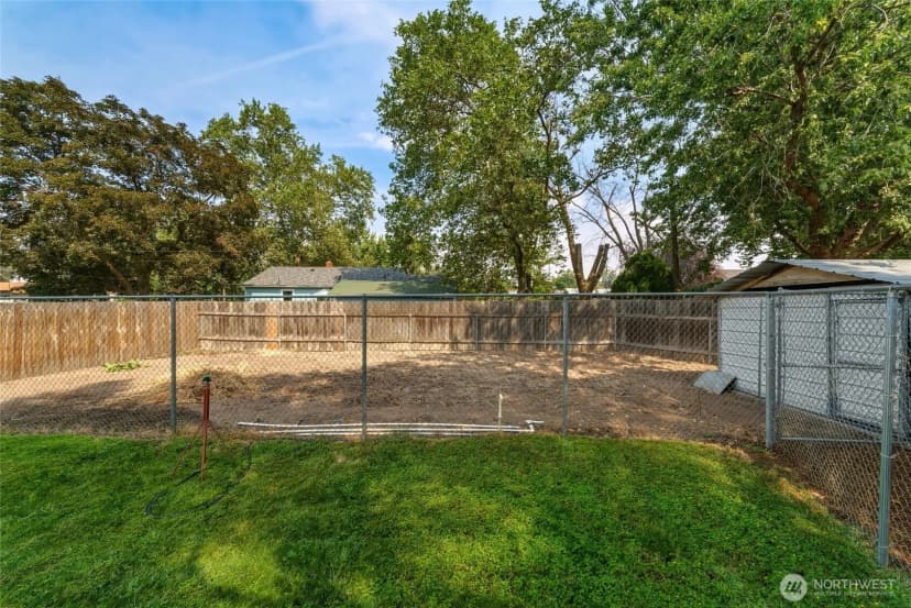 Property photo for 1707 J Street, Walla Walla photo 8