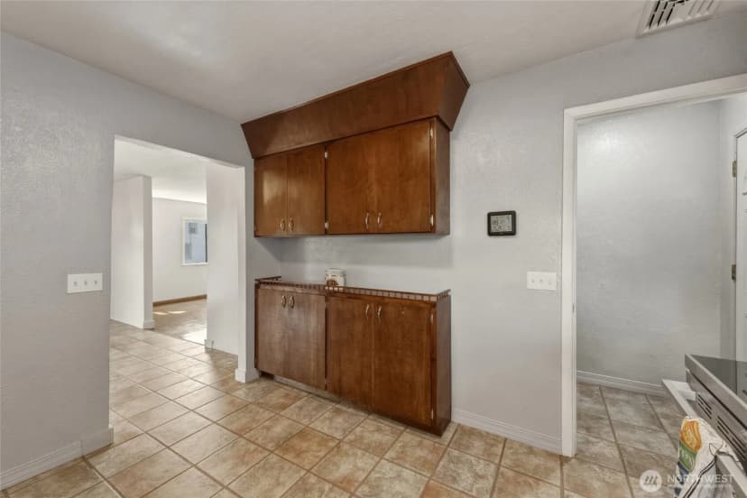 Property photo for 1707 J Street, Walla Walla photo 18