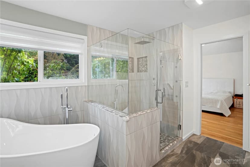 Property photo for 11208 42nd Avenue Se, Everett photo 15