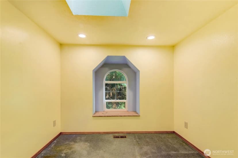Property photo for 320 Sapp Road, Sedro Woolley photo 16