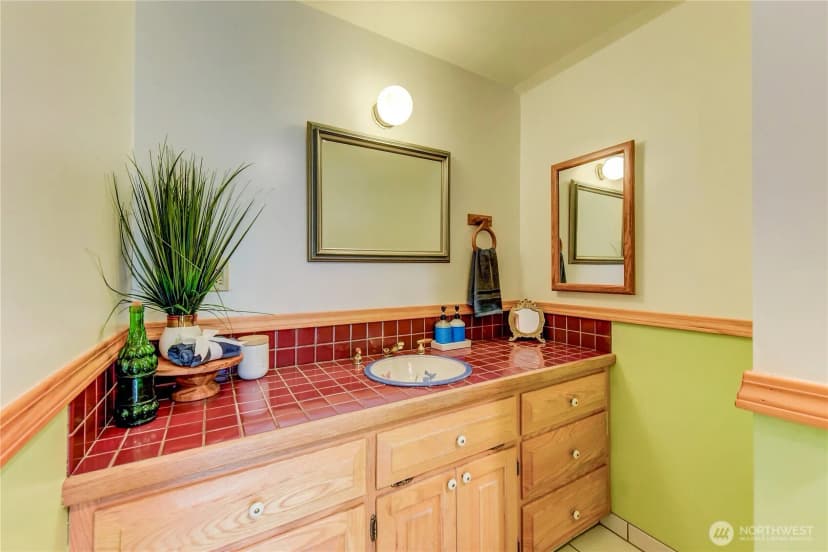 Property photo for 320 Sapp Road, Sedro Woolley photo 14