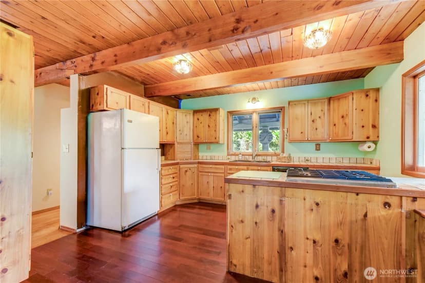 Property photo for 320 Sapp Road, Sedro Woolley photo 6