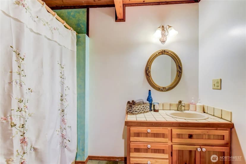 Property photo for 320 Sapp Road, Sedro Woolley photo 10