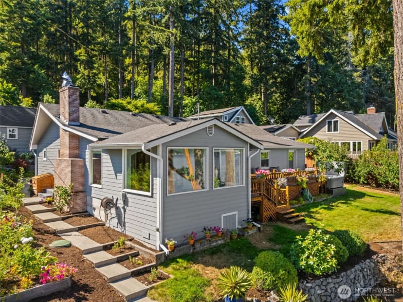 Property photo for 2922 Madrona Beach Road Nw, Olympia photo 2