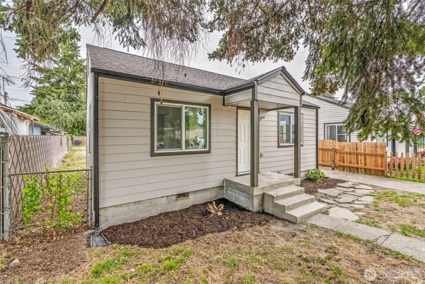 Property photo for 256 28th Avenue, Longview photo 2