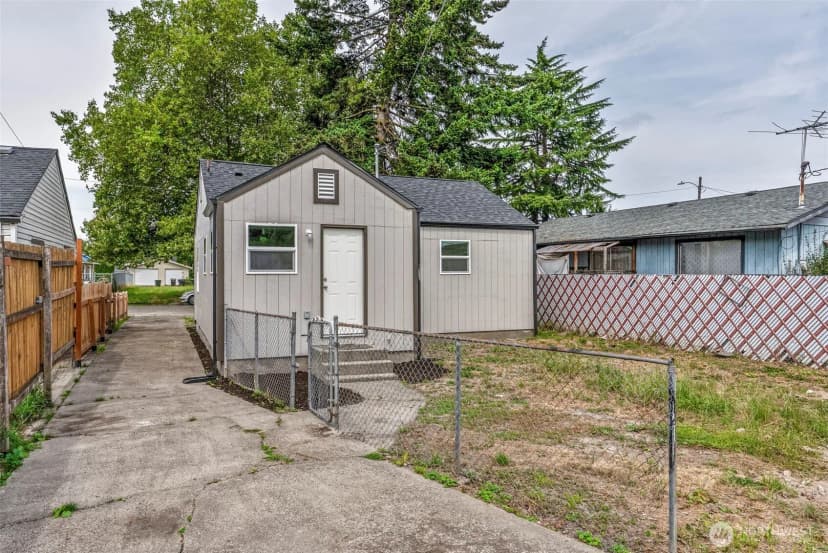 Property photo for 256 28th Avenue, Longview photo 17